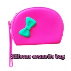Silicone cosmetic bag